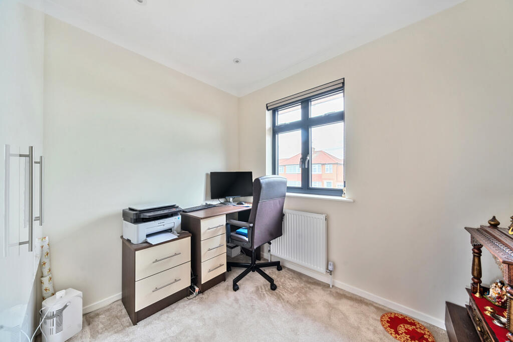 1295586-17-682611...