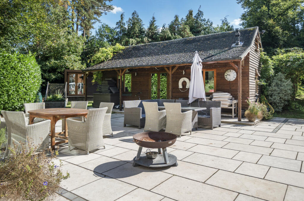 1359486-37-68dbeb...