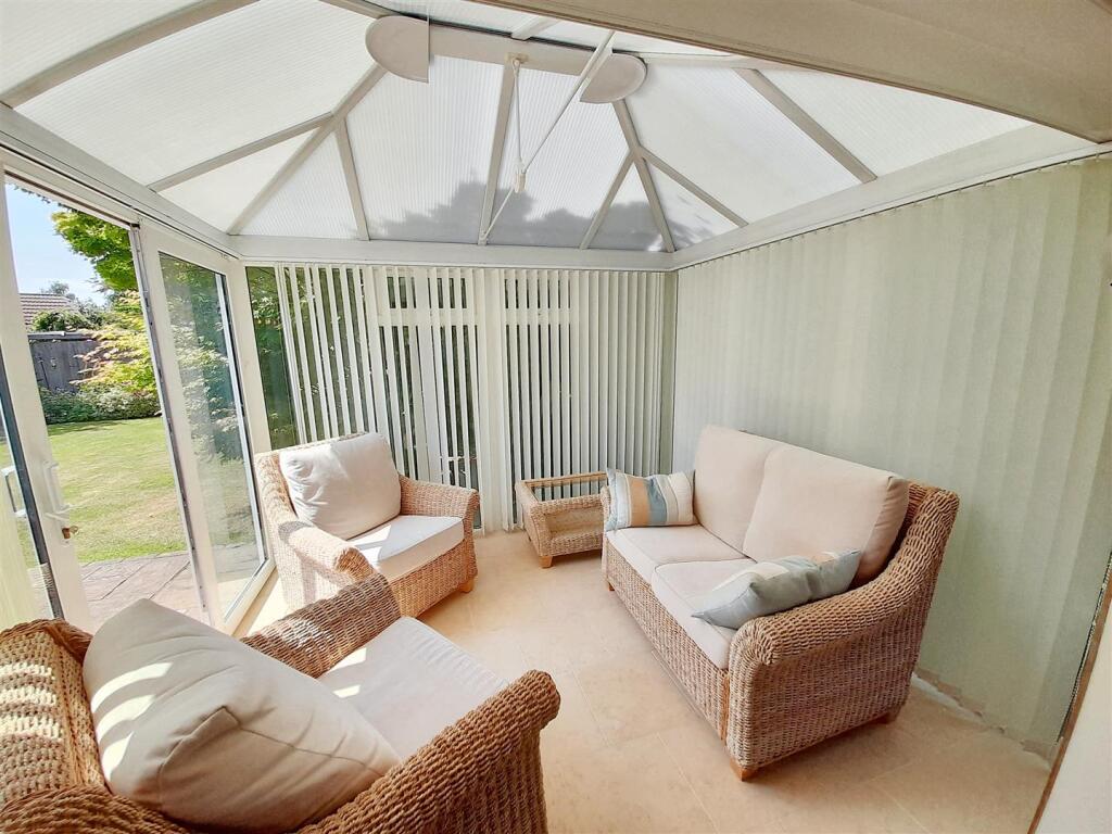 Conservatory 1 new.jpg