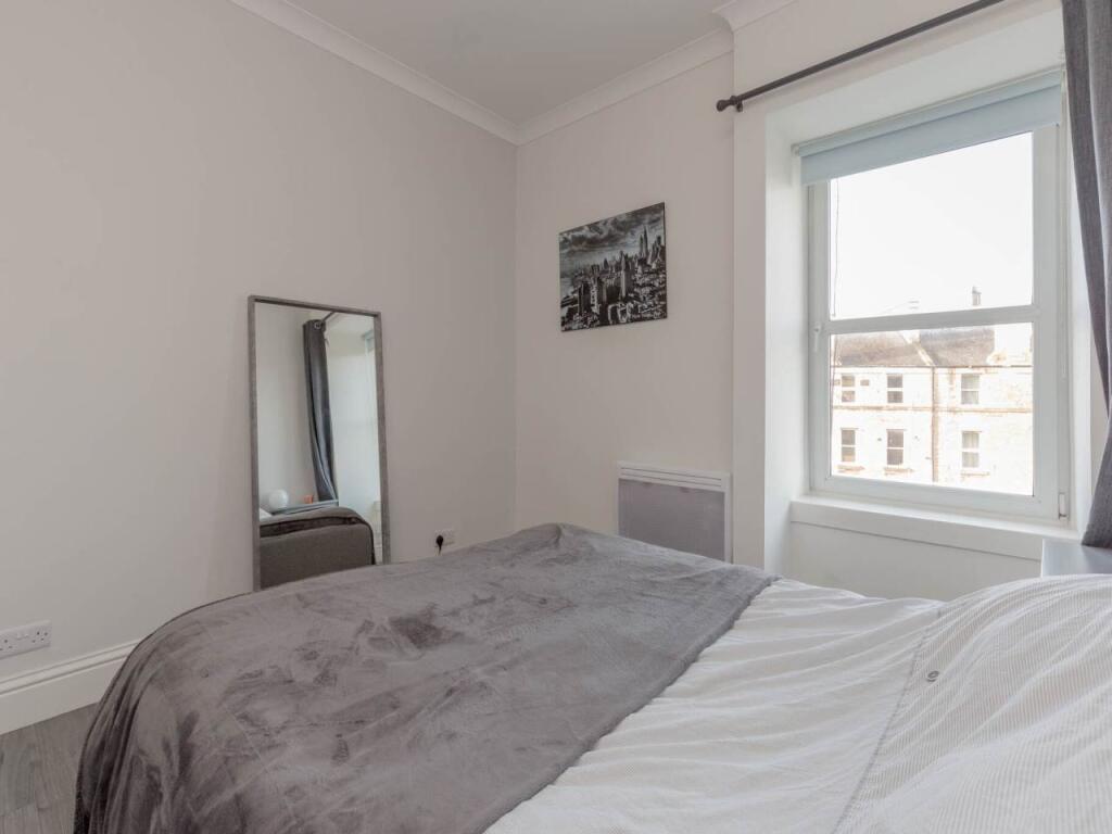 56451_Home_Street_-0