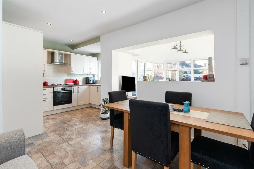 41 Damson Lane, Solihull, B91 2RF DMS3019_12.jpg