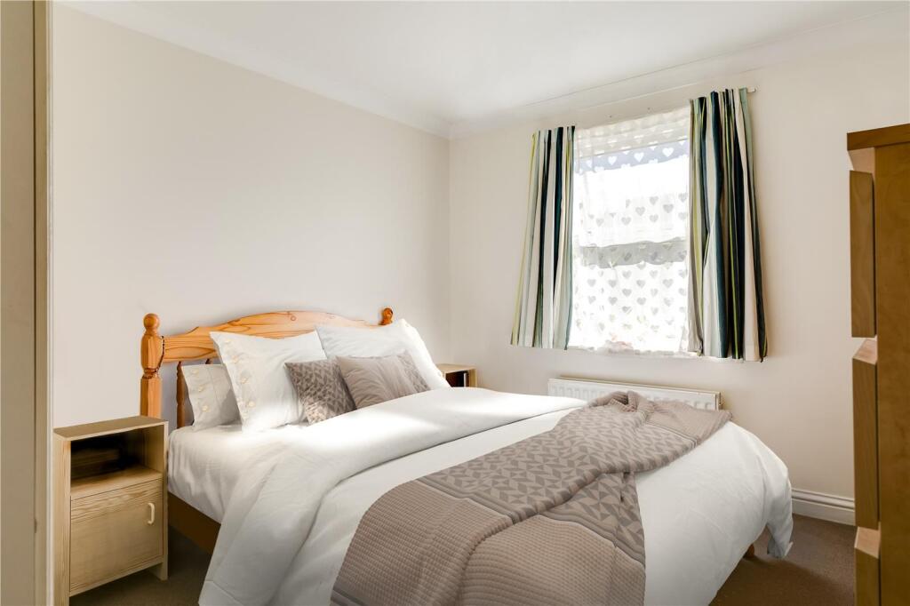 1 bed flat to rent in Kingston Road, Wimbledon SW19