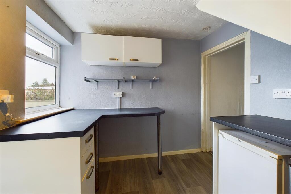 4 Alma Cottages, South Liberty Lane, Bedminster, B