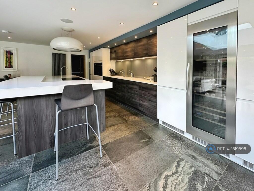 Kitchen, Island