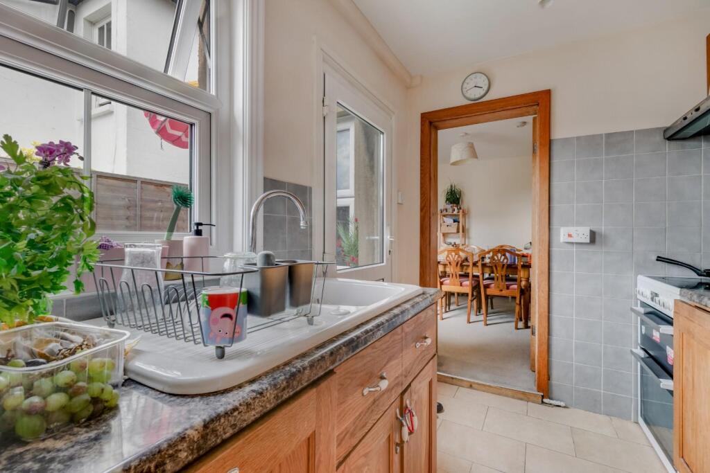 VICTORIA PLACE 15 -26.jpg