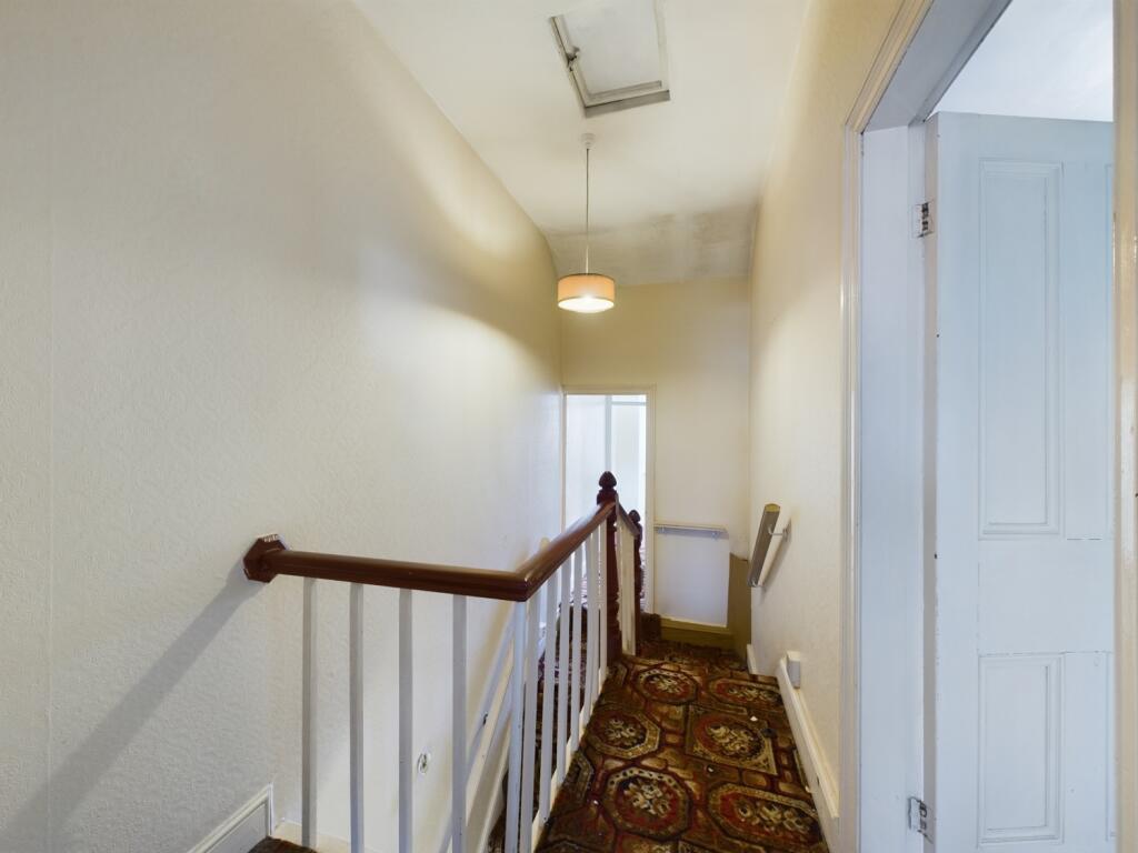 CAM04634G0-PR0005-STILL009