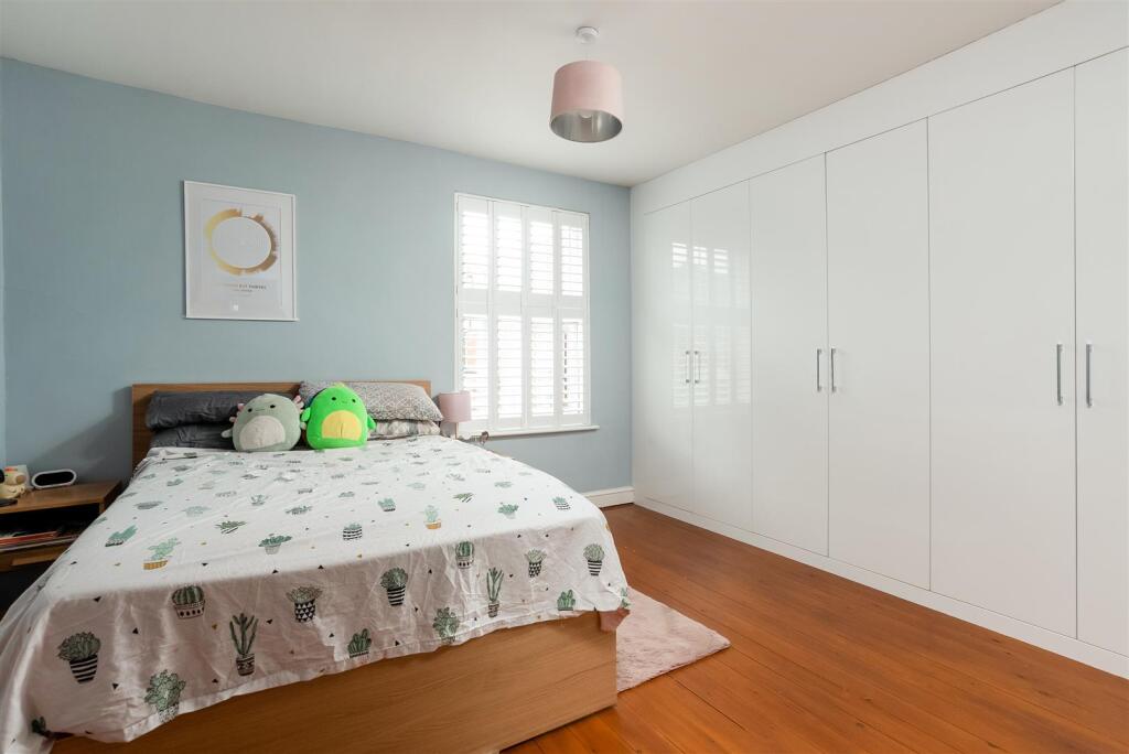 1 Glebe Place 1698-8.jpg