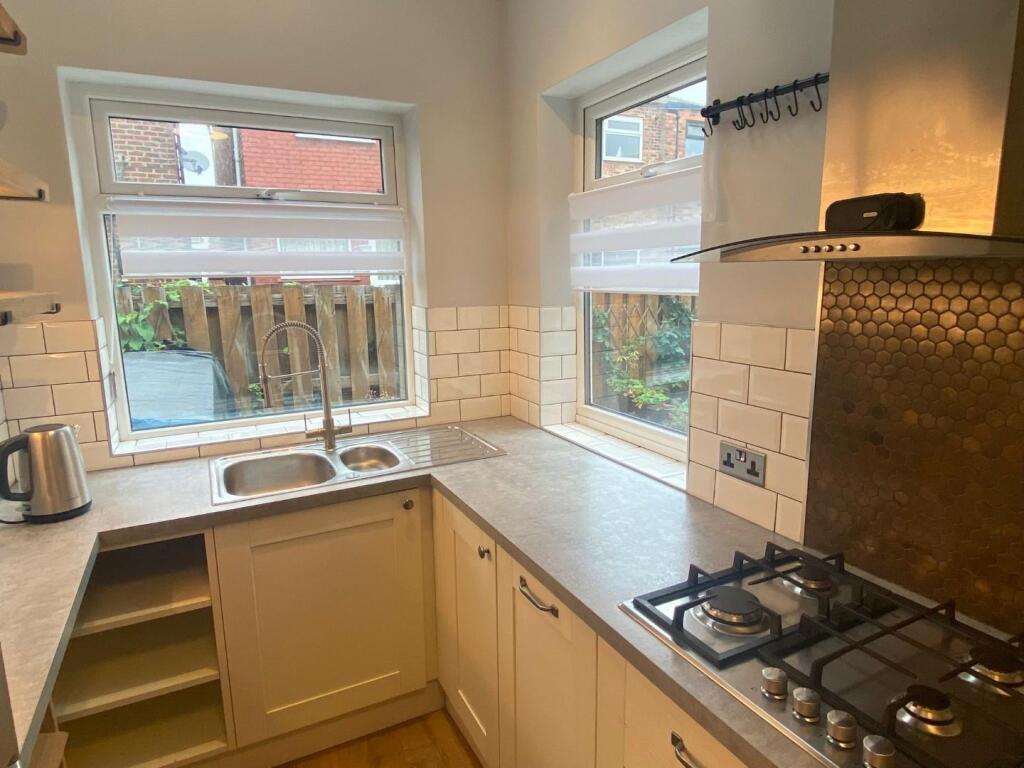 Kitchen 3.jpg