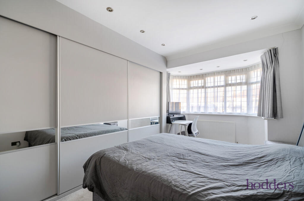 c0ce4792-0b67-4e2...