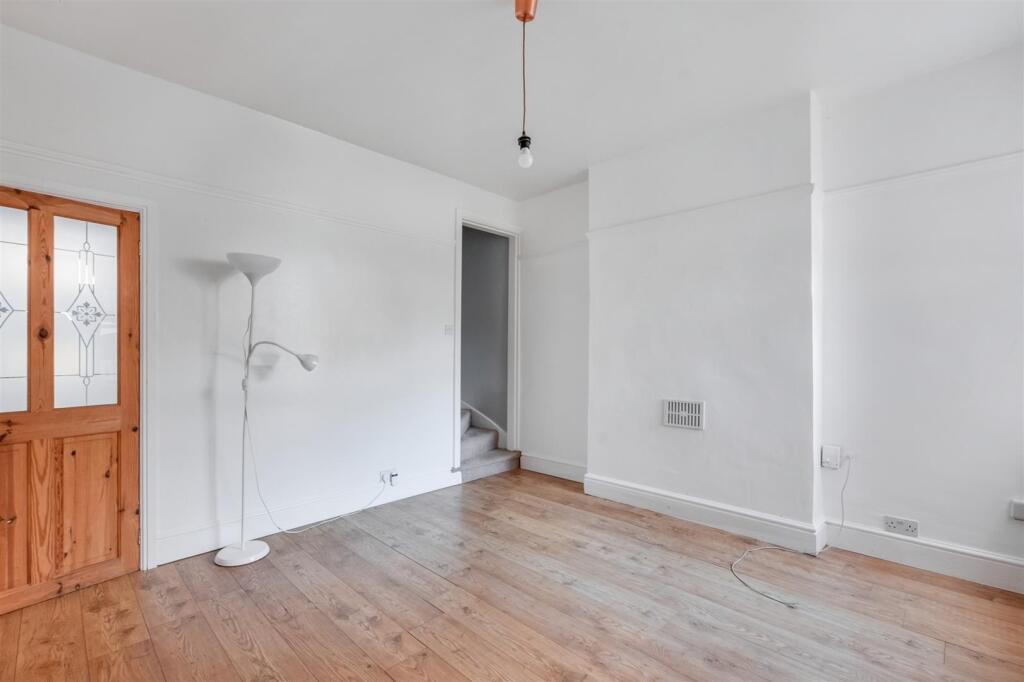Dining Room_2.jpeg