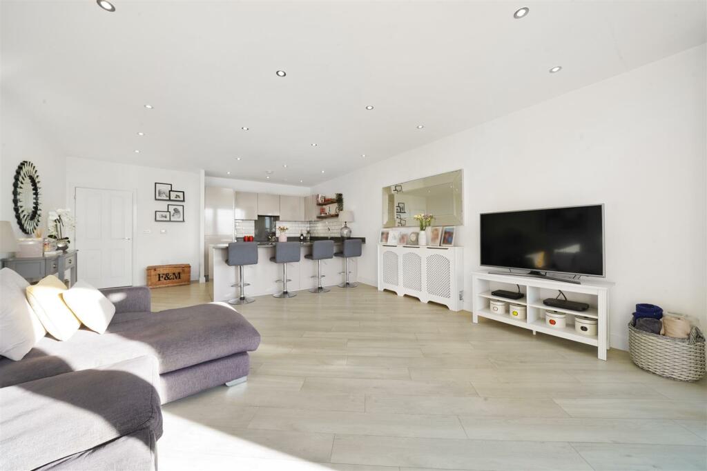 30 Garisson Heights - woq9DaloS9bH7LGmW3SO.jpg