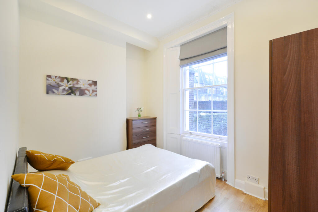 Flat 2, 24 Almeida Street (4)