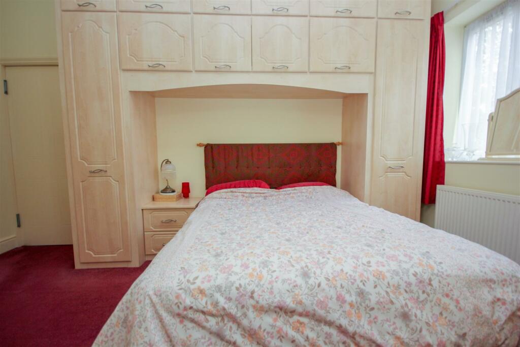 Guest Bedroom.jpg