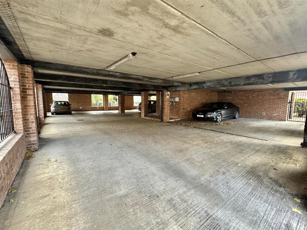 Luke Miller &amp; Associates