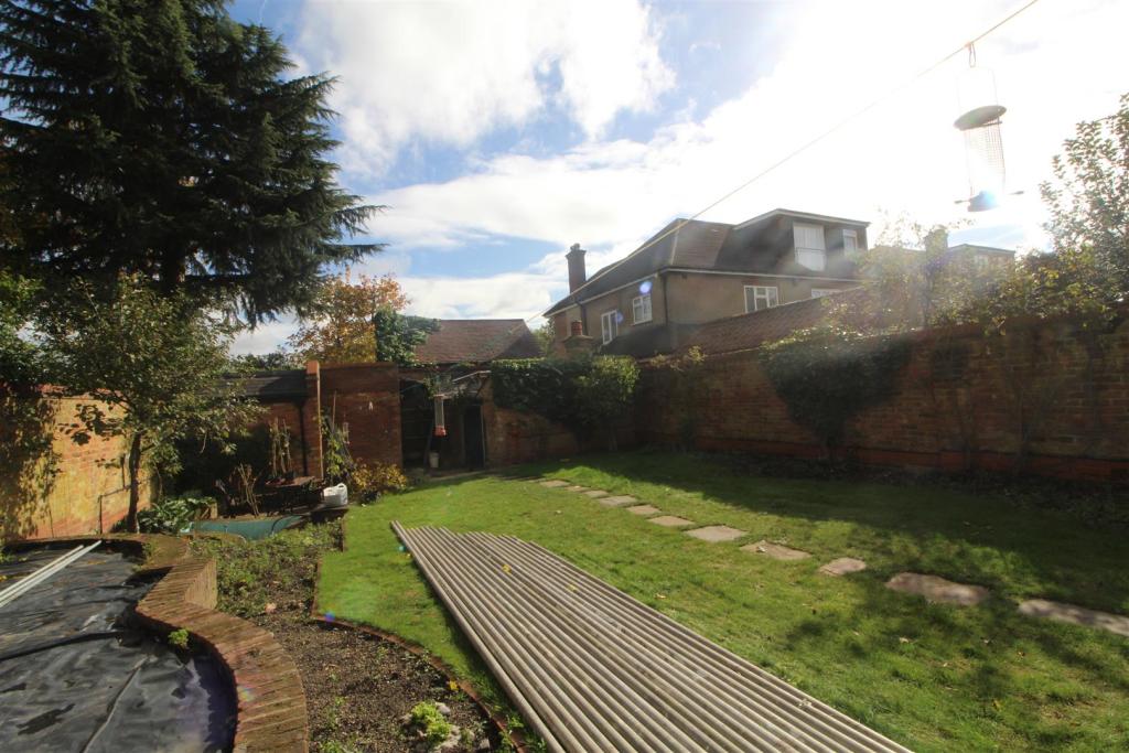 Garden Shot.JPG