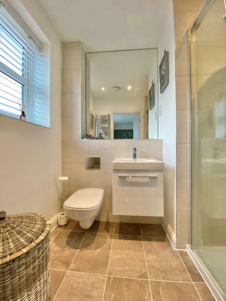 Ensuite