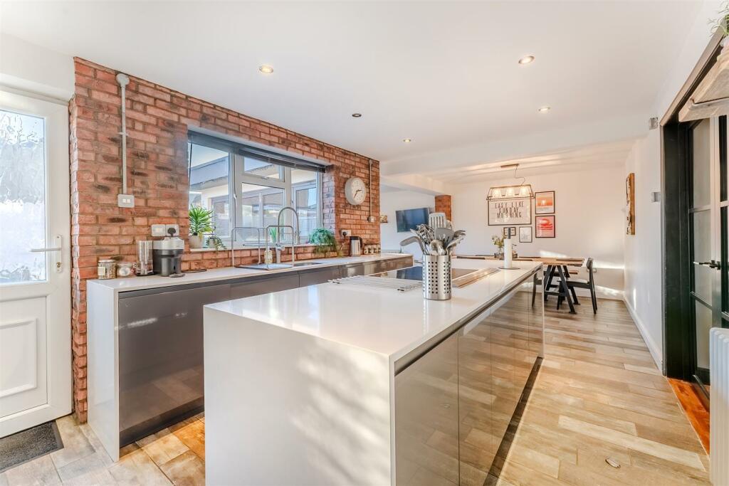Kitchen/Dining/Family Room