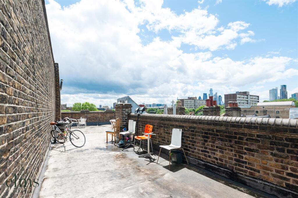 Communal Roof Terrace