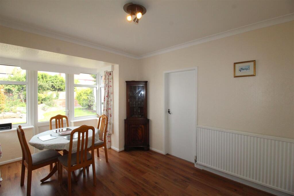 Allenby Road, 35 - dining room.JPG