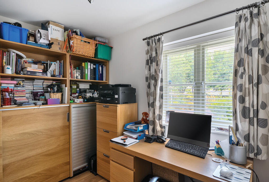 1325208-9-687e263...