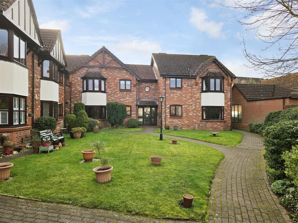 Communal Front Gardens
