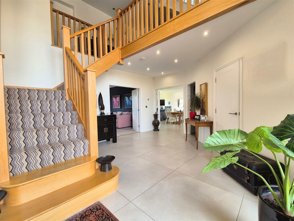ENTRANCE HALLWAY