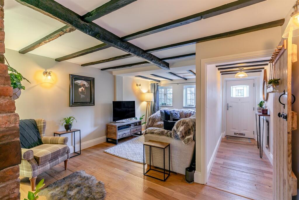 8632704-interior20.jpg