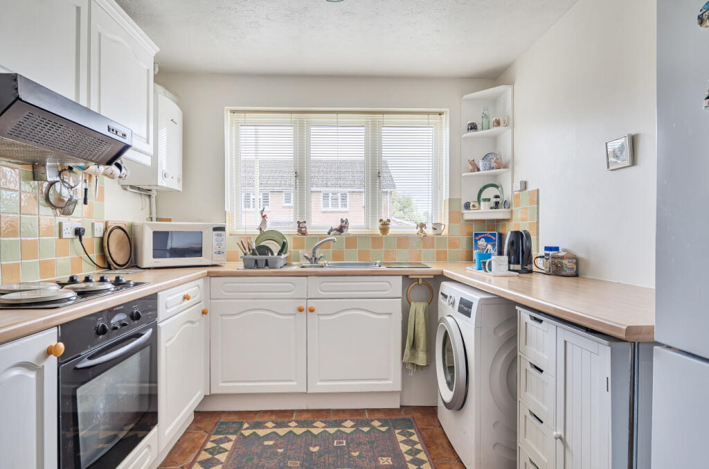 1349893-9-68c1863...