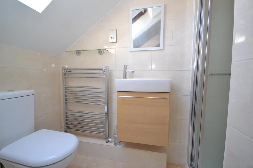 En Suite Shower Room