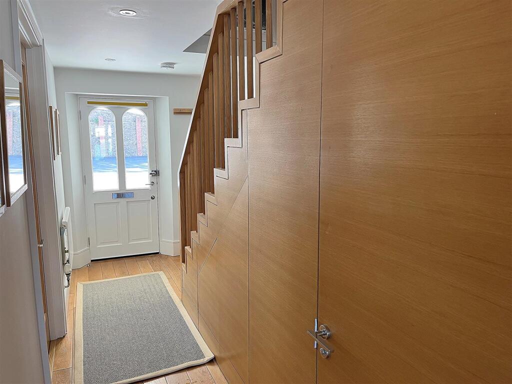 Entrance Hall.jpg