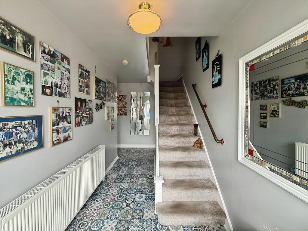 5e1ef676-WhatsApp...