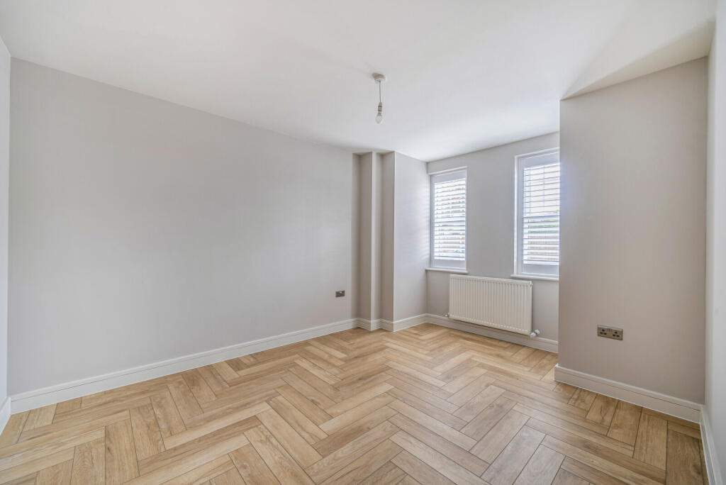 1346897-17-68b1a5...