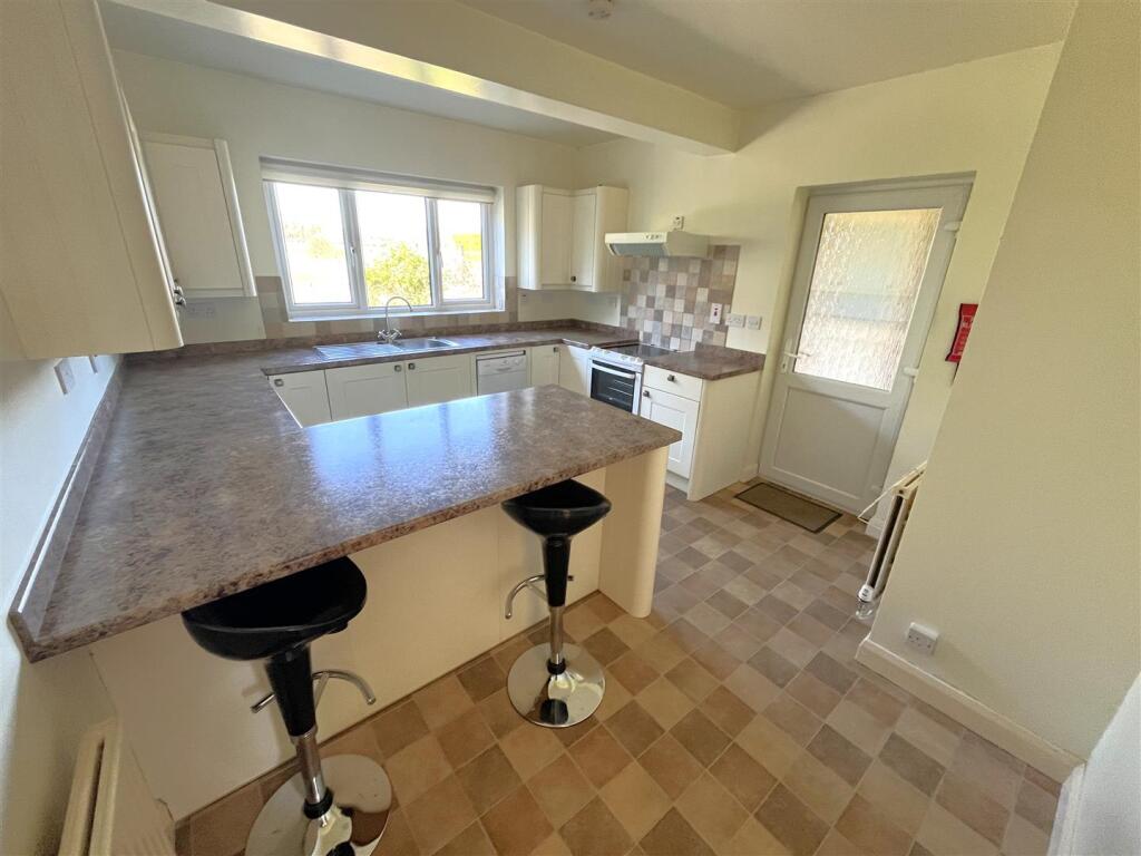 Fitted Kitchen