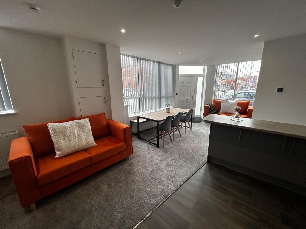 Communal Area 11