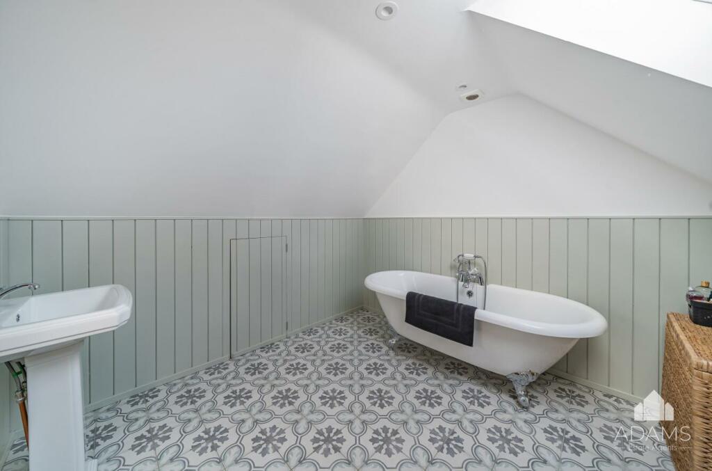 Ensuite