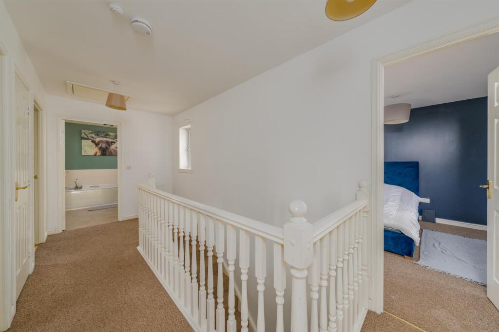 1 Queen Elizabeth Drive-18.jpg