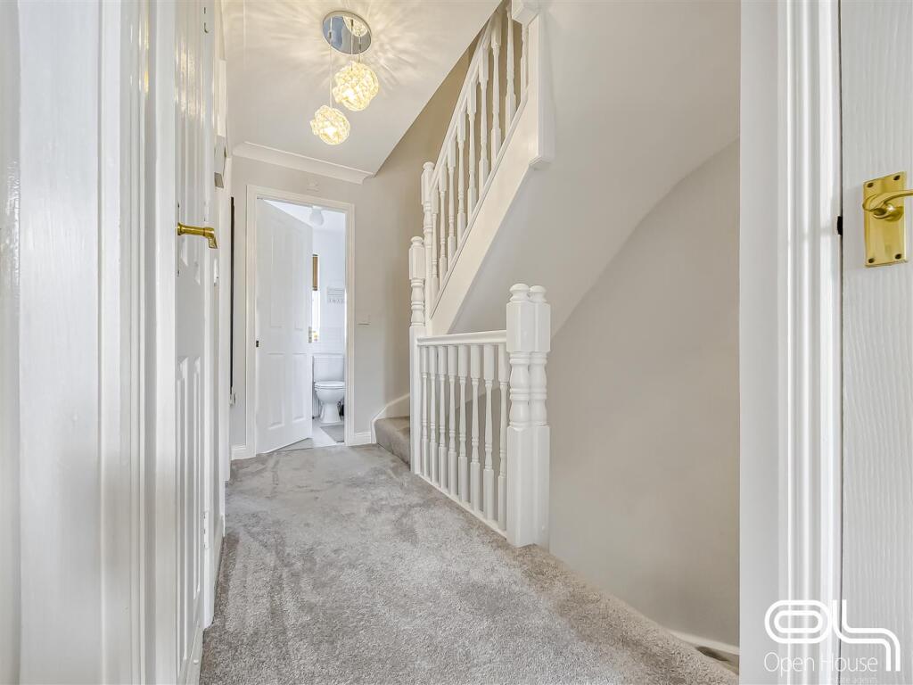 Station Road, Rolleston on Dove (13).JPG