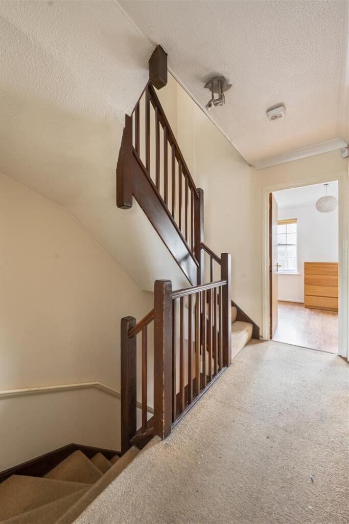 Handsworth Avenue, E4