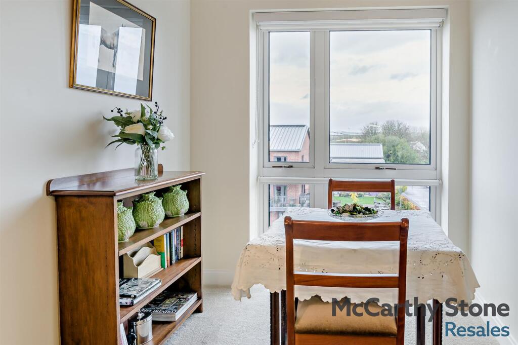 8671157-interior08-800.jpg