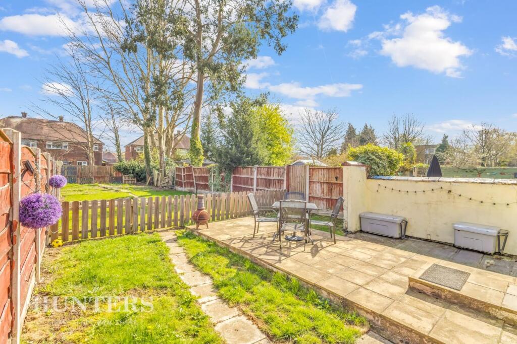 52 Northfield Road (19).jpg