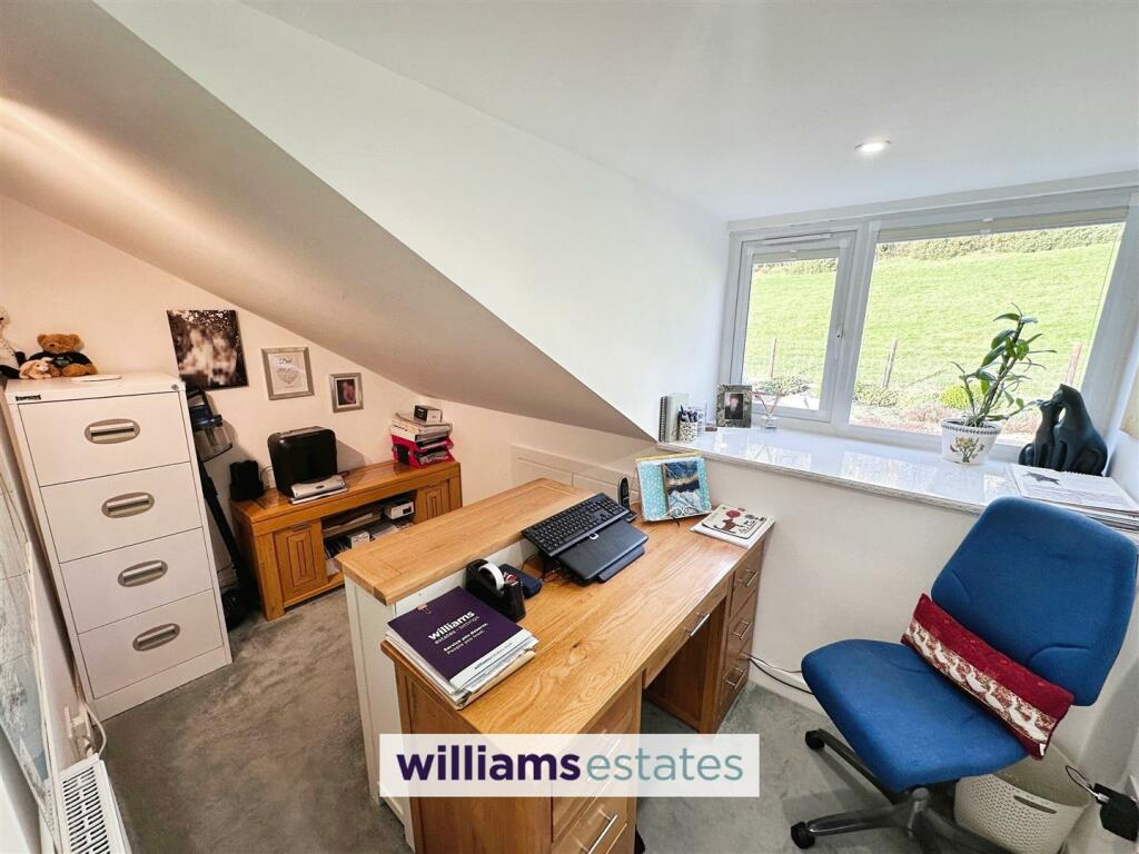 Home Office / Bedroom Four