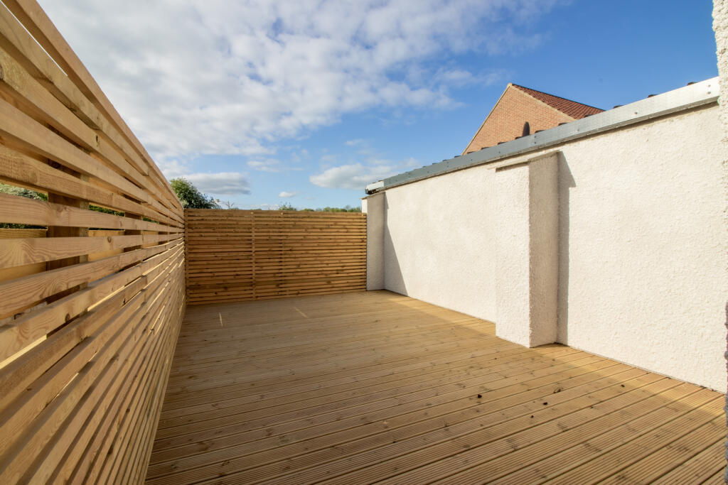 Commercial Street (15 of 25)