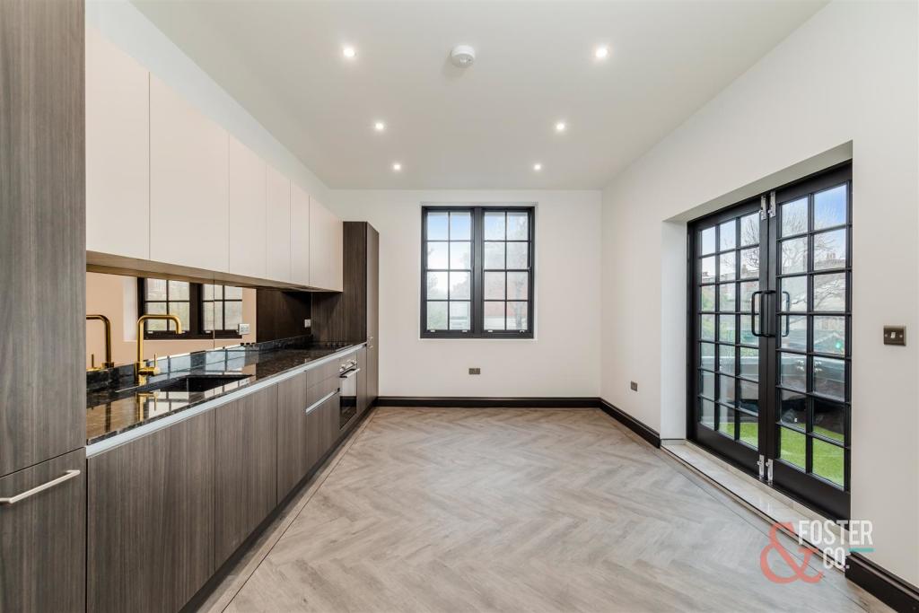 Dyke Road, 218, Flat 2-5.JPG