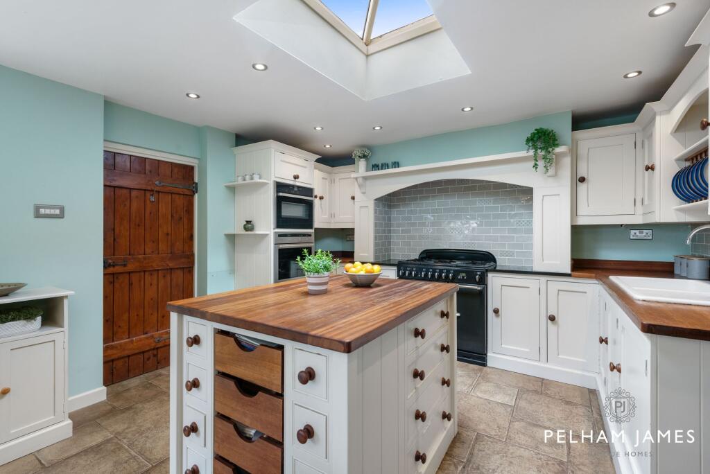 Kitchen/Breakfast Room, The Sanctuary, Gretton