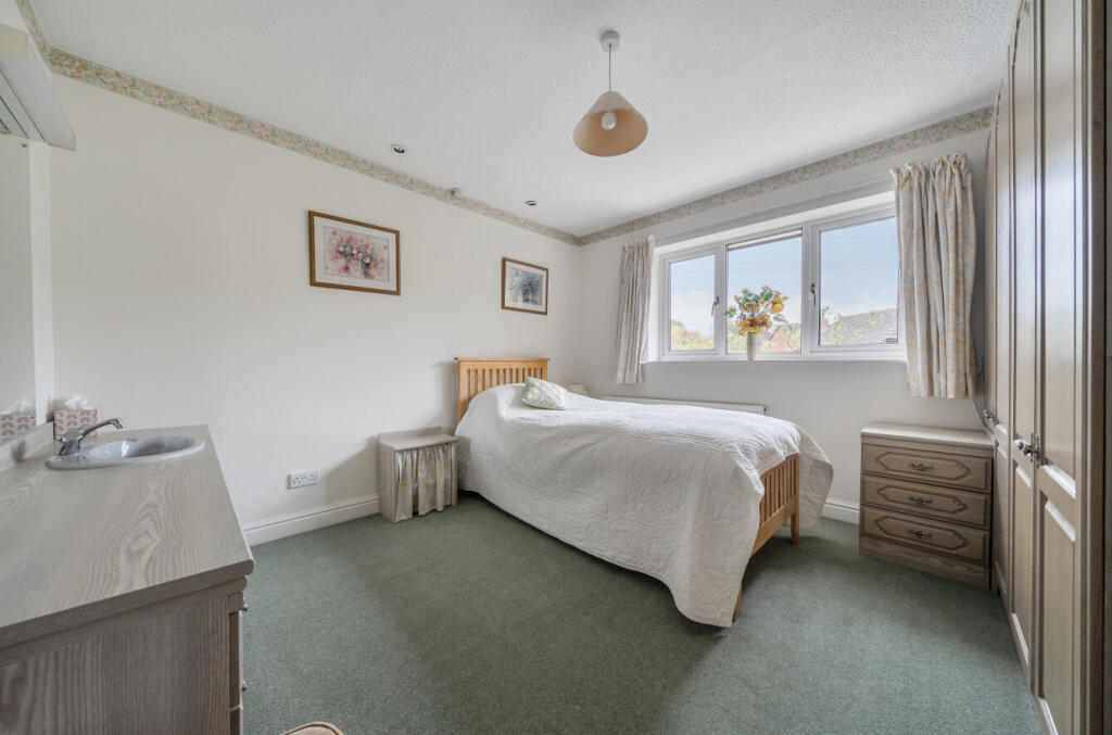 1360690-8-68e6366...