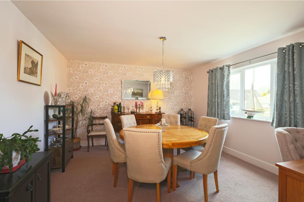 Dining room/study