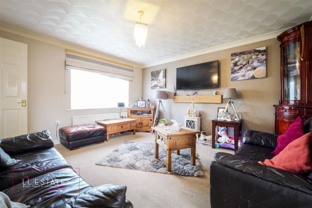 26b roseview crescent-7.jpg