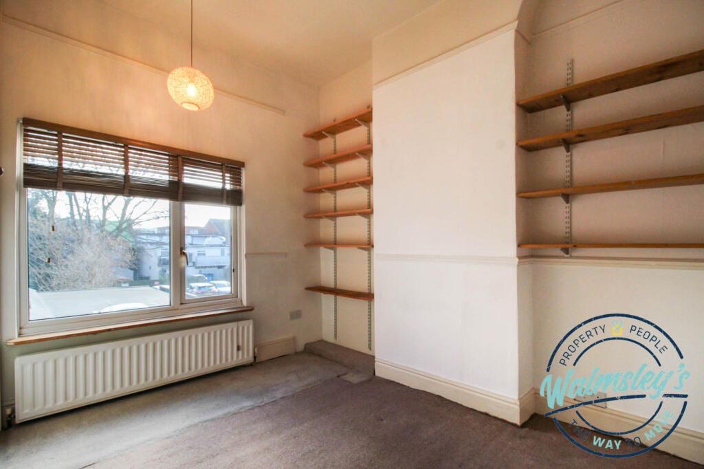 Rear bedroom