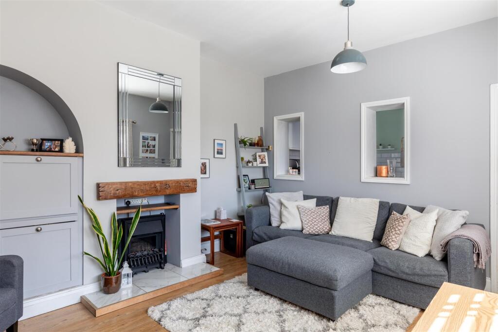 PSPHomes - Haywards Road-2.jpg