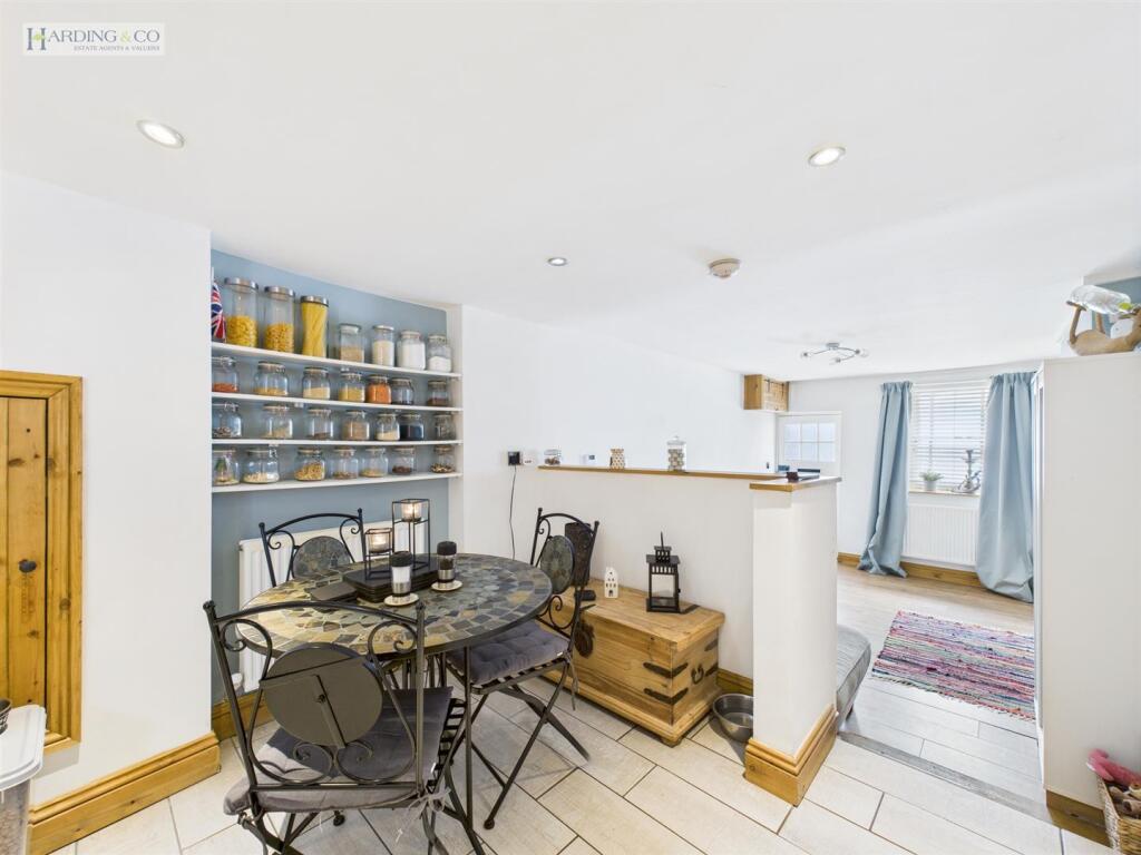 Kitchen Diner .2.jpg